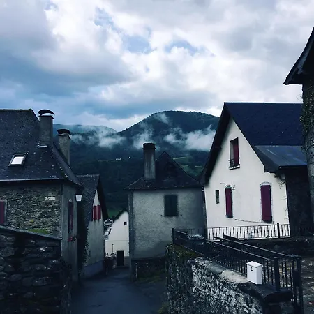 Maison Ansabere 度假居 Lescun